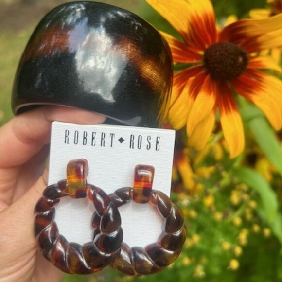 Banana Republic Jewelry - BANANA REPUBLIC Lucite Brown Amber Wide Bracelet Earrings SET